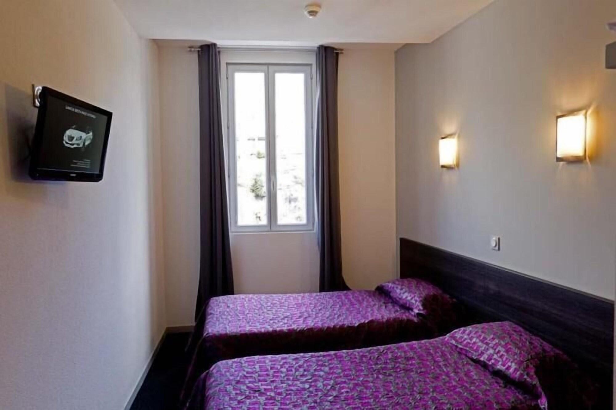 Saint Etienne 3* Lourdes